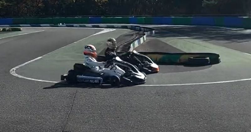Video: Max Verstappen knokt tegen Yuki Tsunoda op de kartbaan in Japan