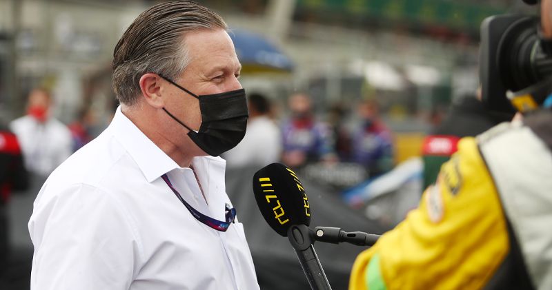 McLaren-baas over superlicentie: 'Verstappen had er dan ook geen mogen krijgen'