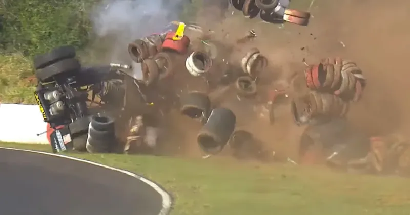 Video: Zware crash tijdens Copa Truck-race in Brazilië