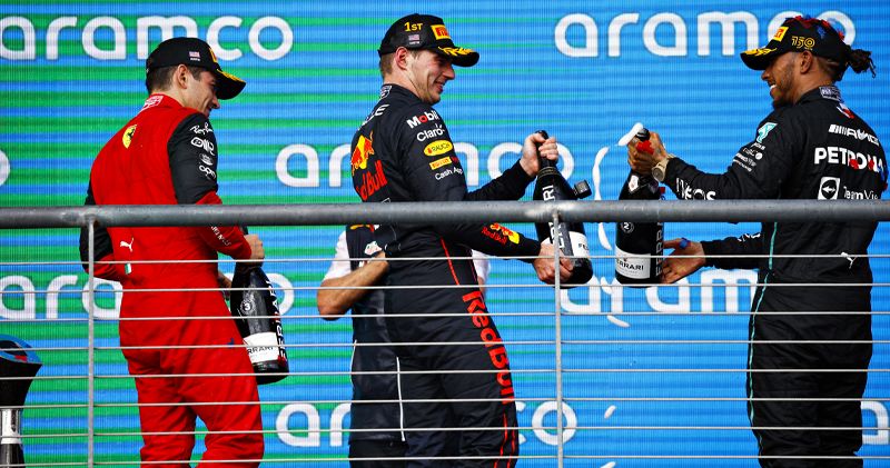 'Ferrari brengt lichter chassis, Red Bull en Mercedes maken ook stappen'