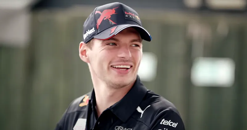 Video. Max Verstappen neemt deel aan 'brandstof besparing-challenge'
