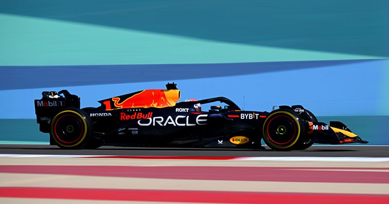 Red Bull Racing onderzoekt probleem bij auto Max Verstappen