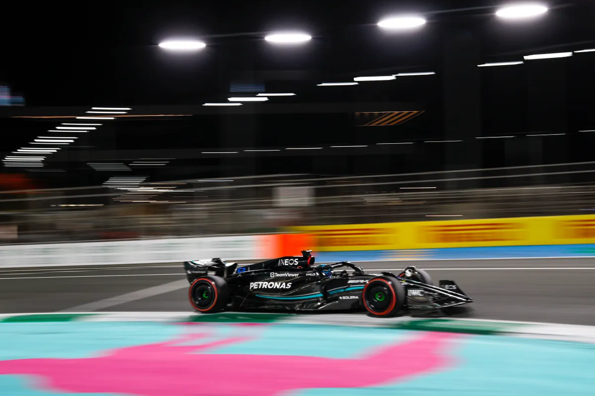 Toto Wolff onthult hoeveel maanden ontwikkelingsachterstand Mercedes heeft op Red Bull Racing