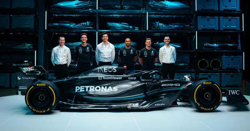 Toto Wolff hint op nieuw Mercedes-contract voor Lewis Hamilton