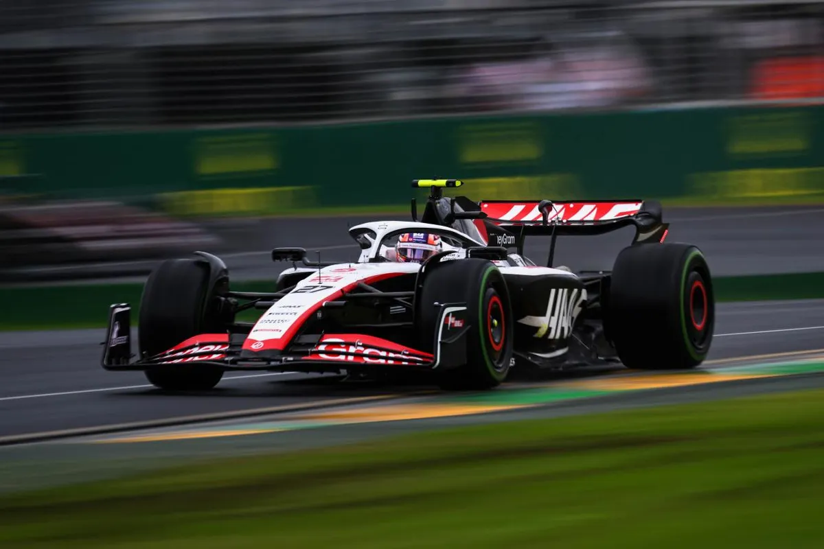 Toeschouwer Australische Grand Prix raakt gewond na crash Kevin Magnussen