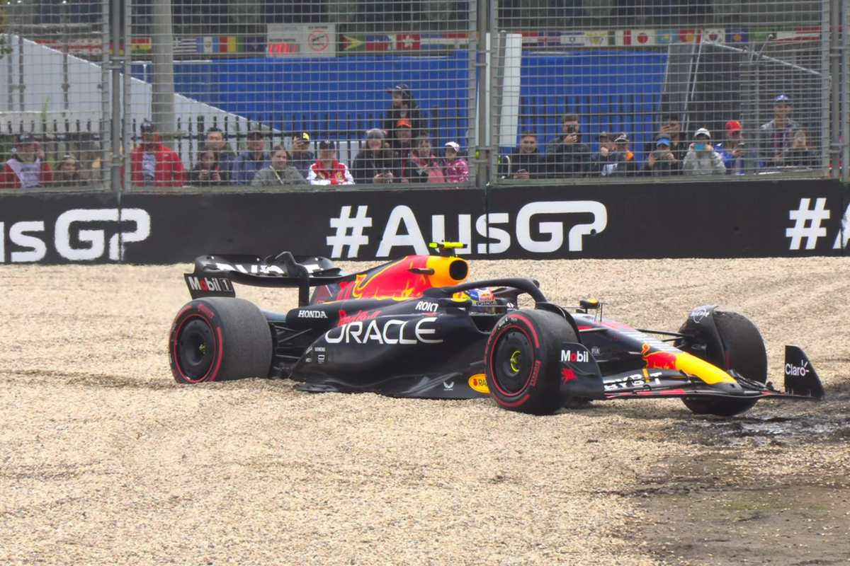 BREAKING: Sergio Pérez gaat in de fout en valt uit in kwalificatie in Australië