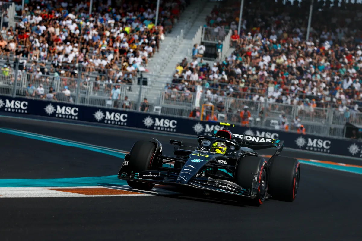Johnny Herbert heeft pijnlijk bericht voor Lewis Hamilton: 'Dat is voorbij'