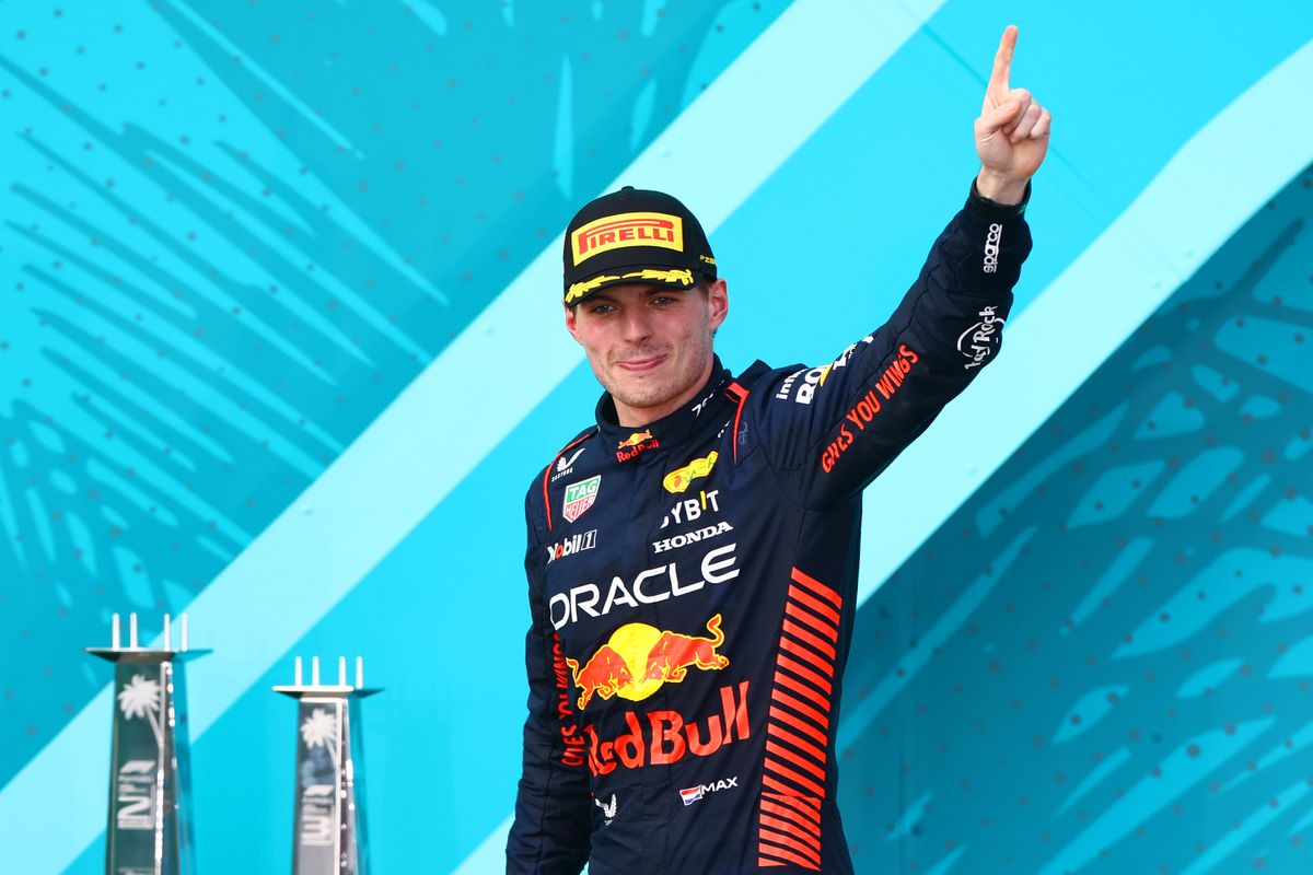 Max Verstappen evenaart record Sebastian Vettel bij Red Bull Racing