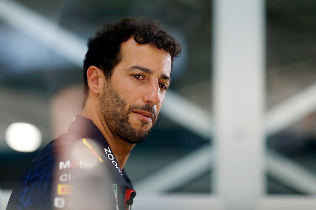 Daniel Ricciardo ziet opening om zitje van Sergio Pérez over te nemen