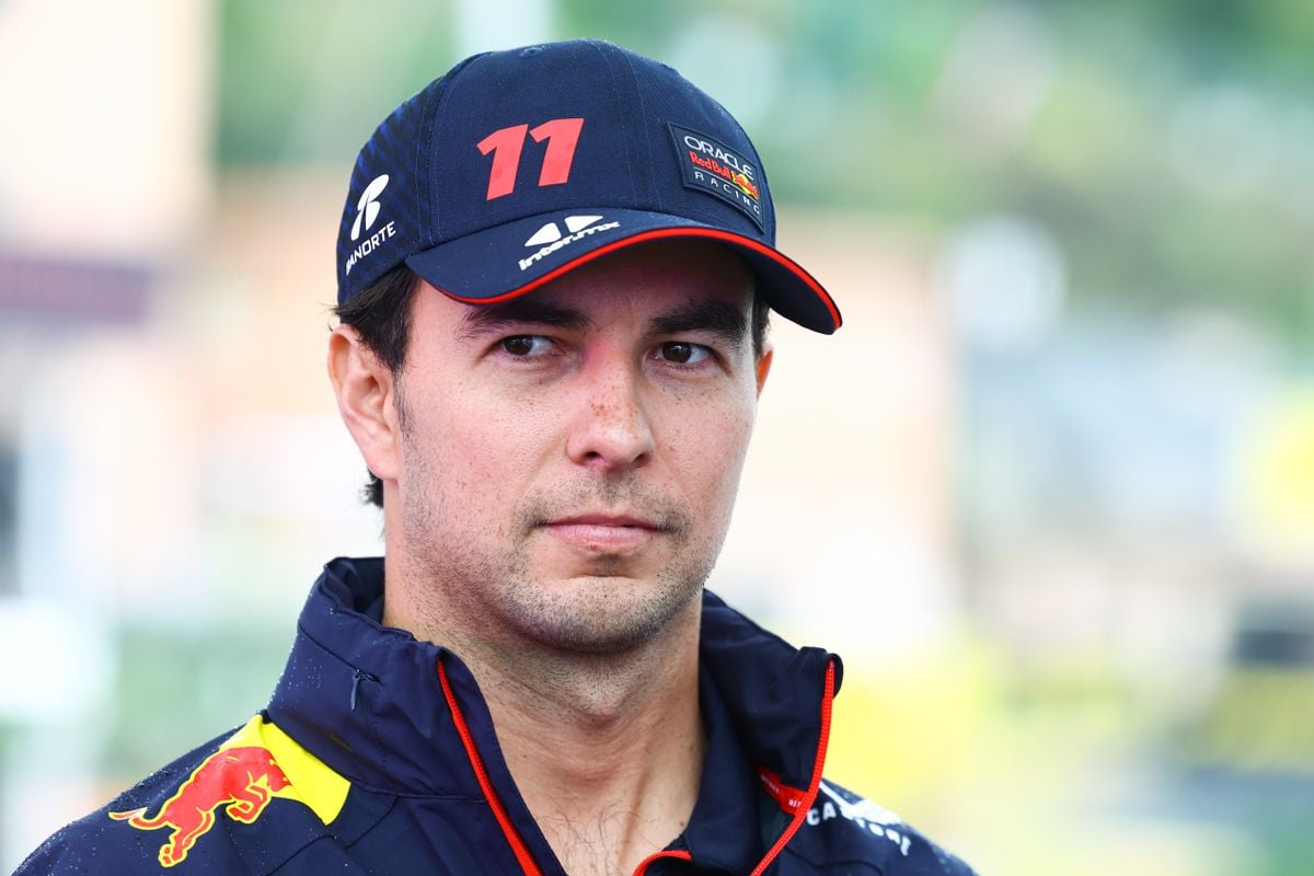 'FIA deelt waarschuwing uit na mogelijke opzettelijke crash van Sergio Pérez'