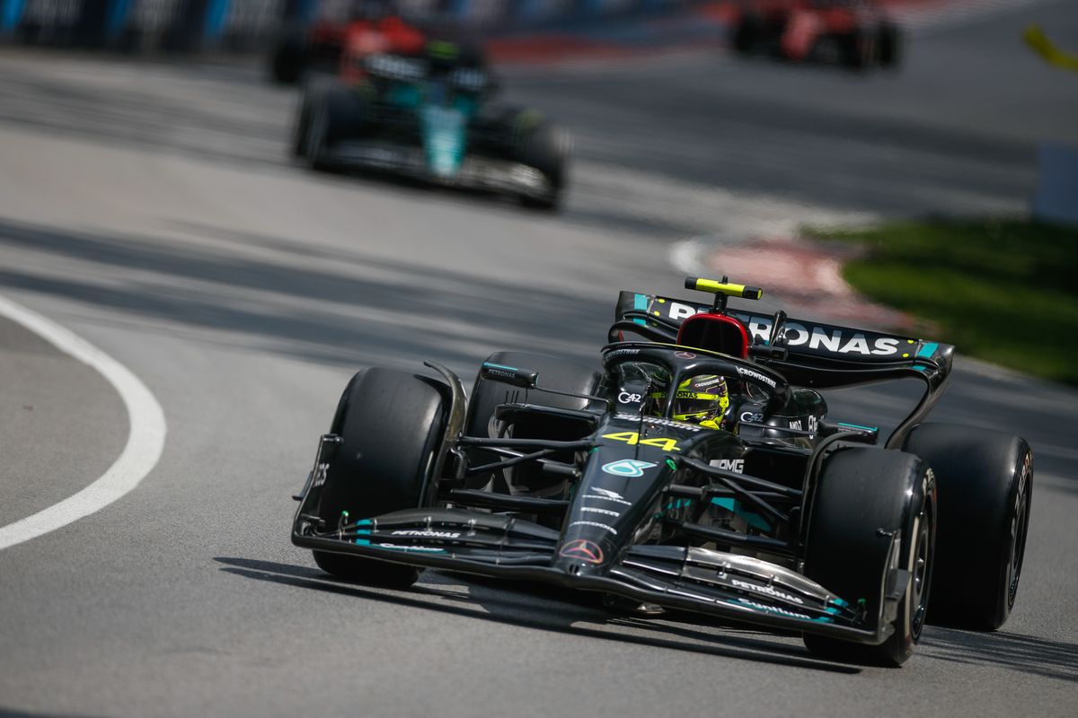 Lewis Hamilton vereerd om het podium te delen met Max Verstappen in Canada