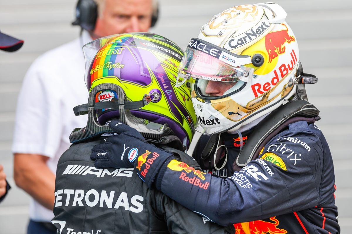 'Lewis Hamilton de reden voor vertrekwens Max Verstappen uit de Formule 1'