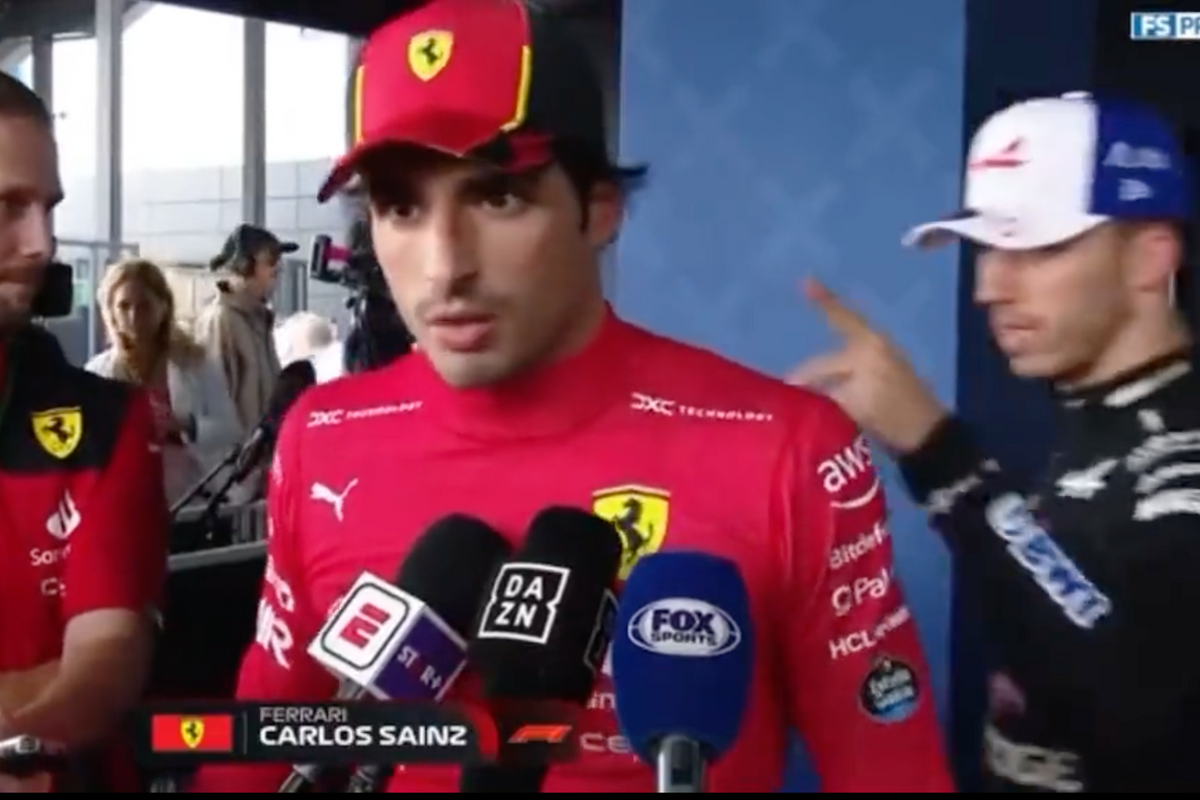 Video: Pierre Gasly confronteert Carlos Sainz na de race in Silverstone: 'Doe dat niet!'