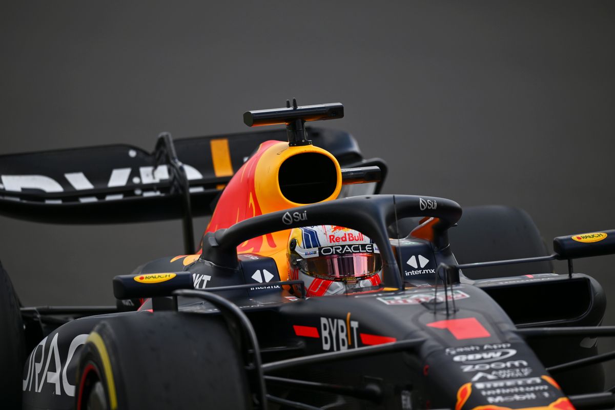 Video: De boordradio van Max Verstappen na zijn overwinning in Silverstone