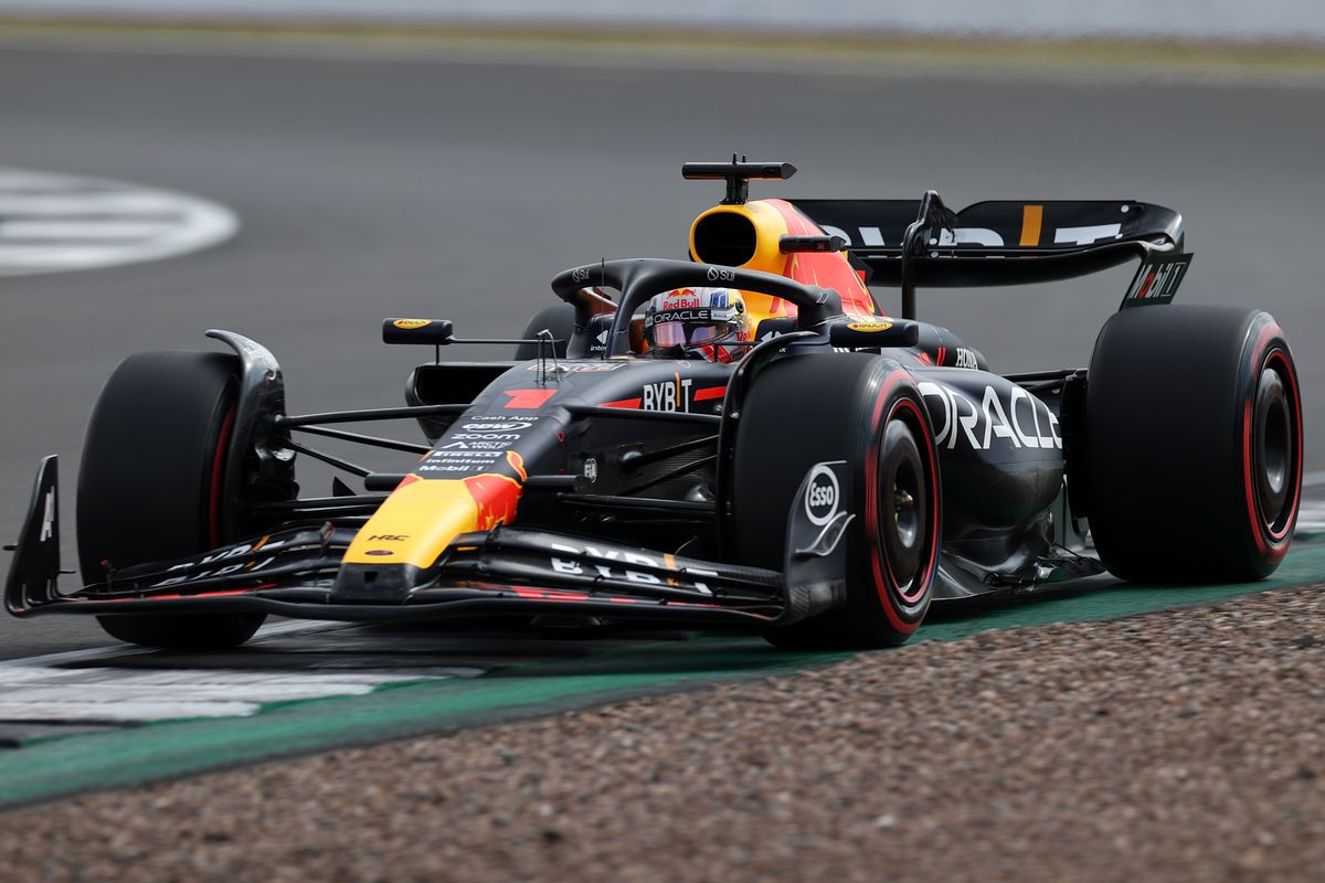 F1-prominent hoopt op nieuwe teamgenoot voor Verstappen: 'Een grote verrassing'