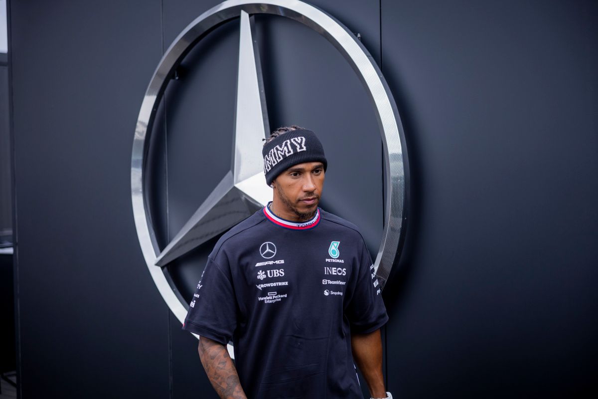 Lewis Hamilton wacht op het juiste moment om Max pijn te doen: 'Dan ben ik er!'