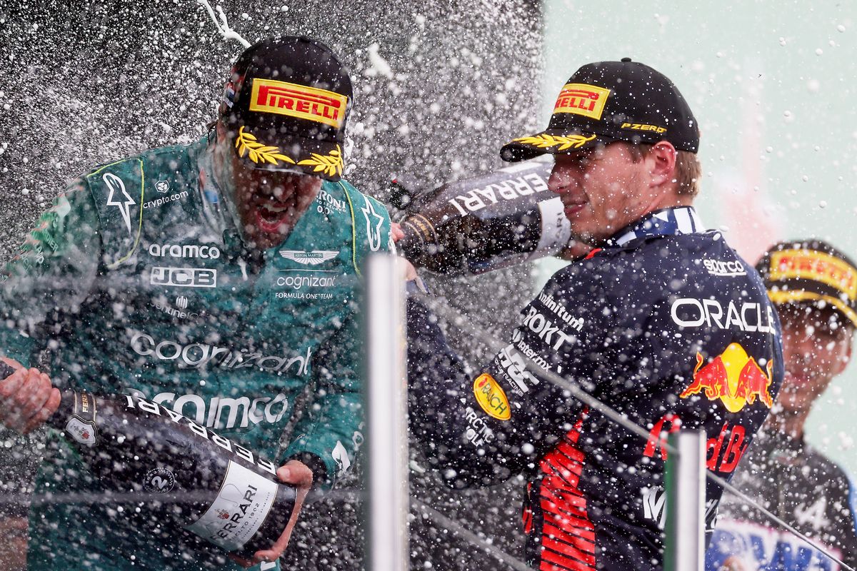 Max Verstappen evenaart bijzonder record Sebastian Vettel met overwinning in Zandvoort