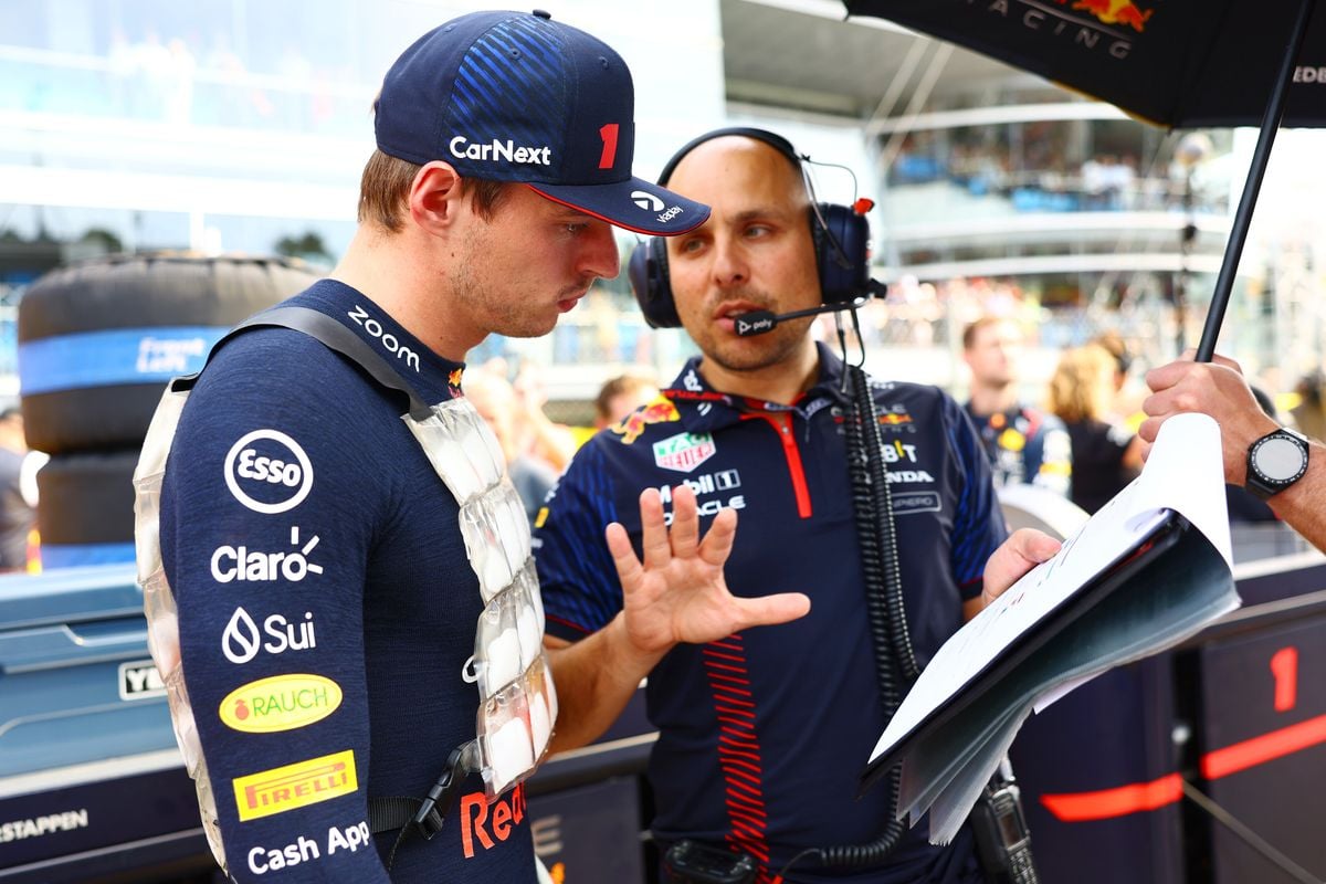 Helmut Marko betrapt Max Verstappen op een leugen: 'Hij was zenuwachtig'