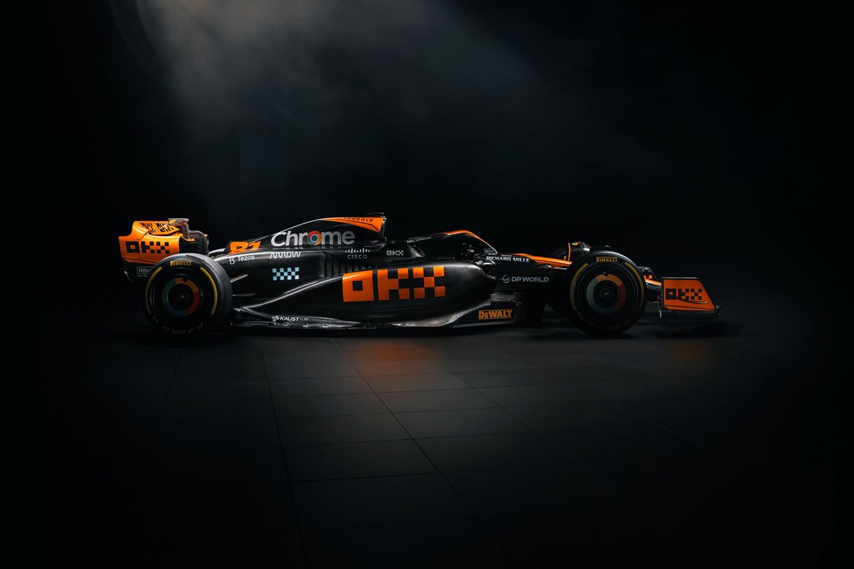 McLaren maakt nieuwe 'Stealth' kleurenstelling wereldkundig