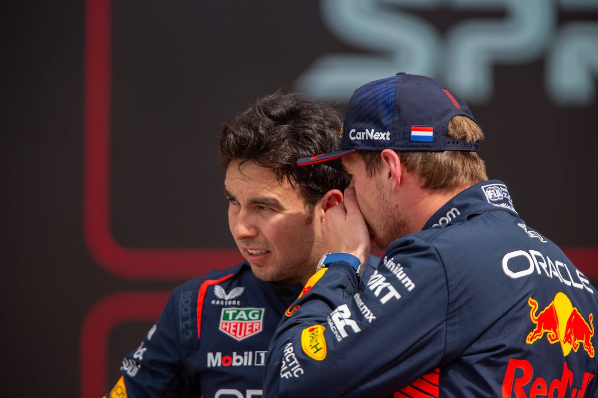 Sergio Pérez trof grove maatregel om Max Verstappen bij te houden: 'Ik kreeg een fikse waarschuwing'
