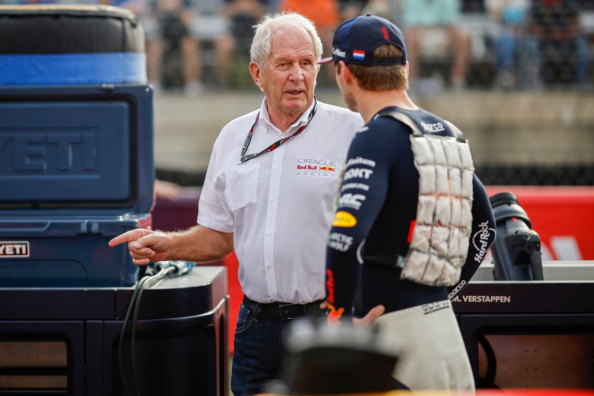Vader Sergio Pérez baart opzien met uitspraken over Max Verstappen en Helmut Marko