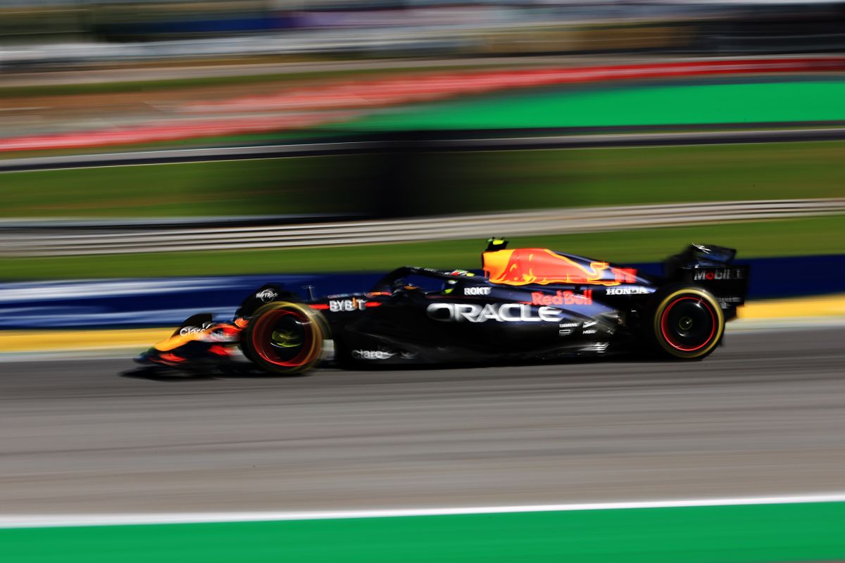 Sergio Pérez kreeg bijzondere hulp van Red Bull-pitmuur tijdens gevecht met Fernando Alonso
