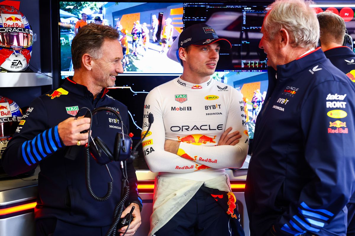 Max Verstappen bewierookt door Red Bull-leiding na 'geweldige' pole in Australië