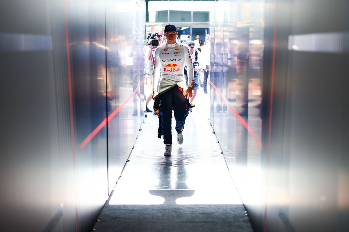 Christian Horner reageert op geruchten dat Max Verstappen naar Mercedes vertrekt