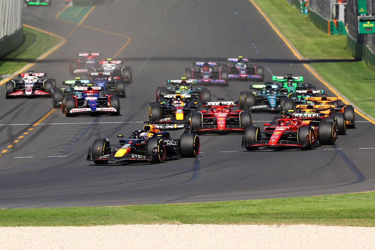 Sergio Pérez: Carlos Sainz had Max Verstappen 'absoluut' verslagen in Australië