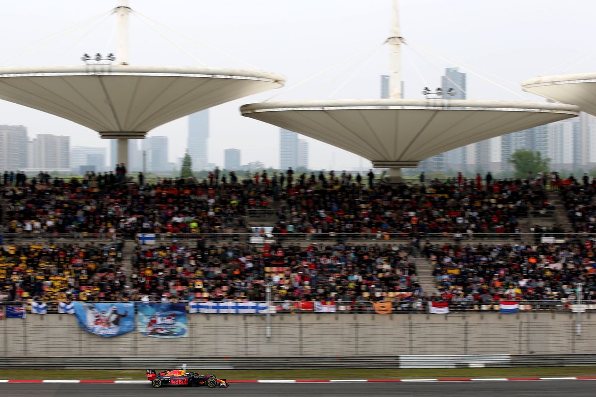 Max Verstappen haalt uit naar Formule 1 in aanloop naar GP China: 'Heel slim...'