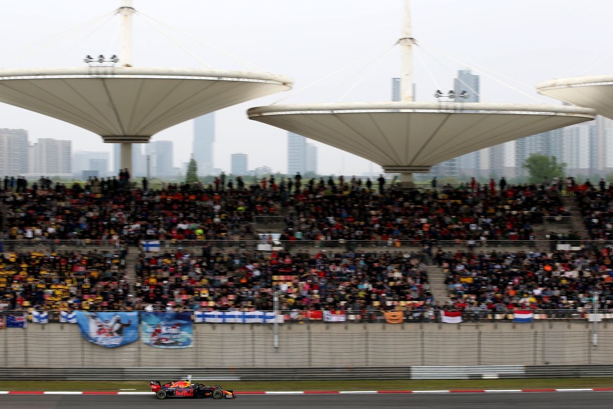 Max Verstappen haalt uit naar Formule 1 in aanloop naar GP China: 'Heel slim...'