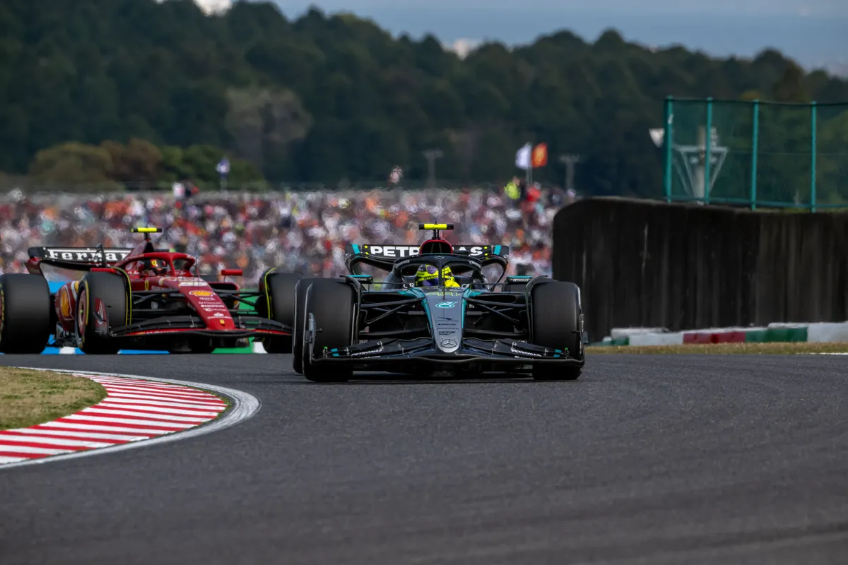 hamilton mercedes sainz ferrari japan