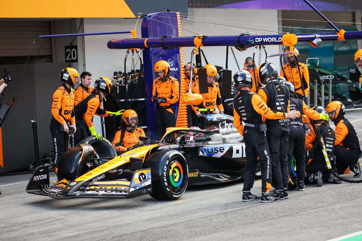 norris mclaren pitstop