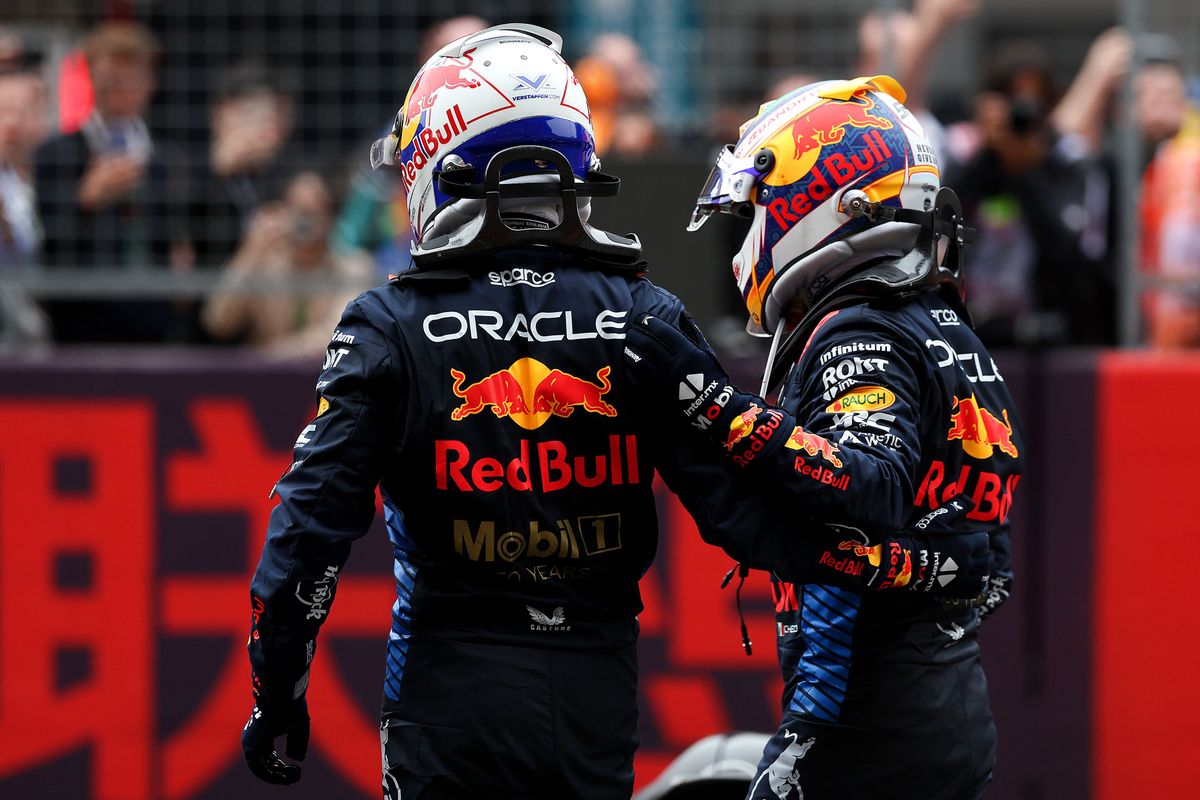 Sergio Pérez onthult reden voor achterstand op Max Verstappen: 'Dat kostte ons een hoop'