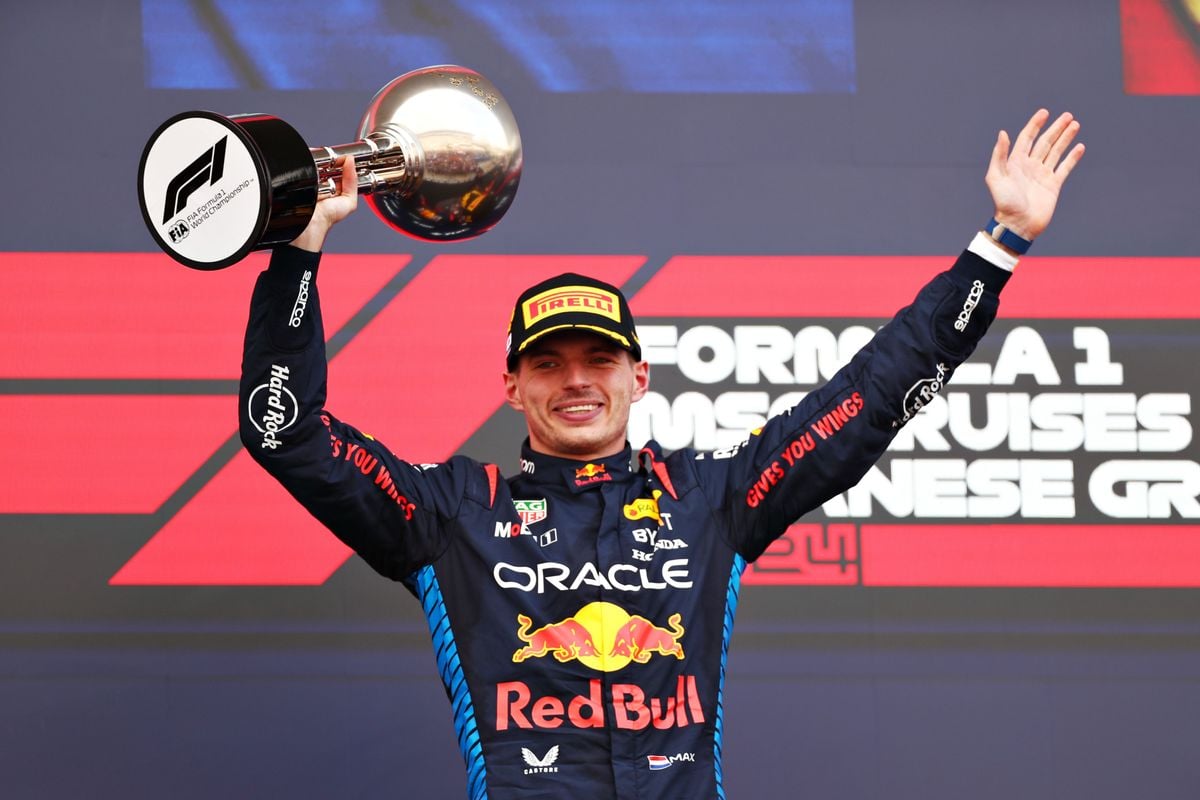 In beeld: Red Bull eert Max Verstappen na behalen van bijzondere mijlpaal in Japan