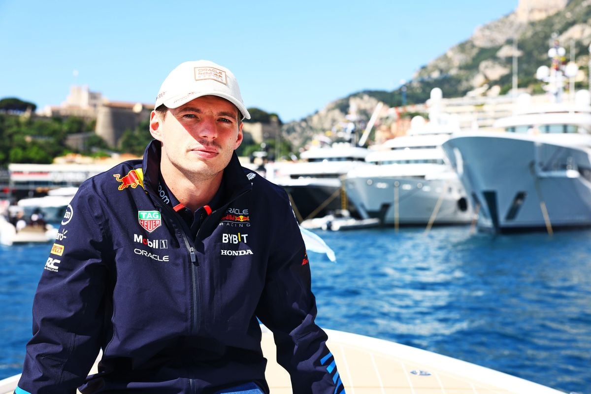 Max Verstappen is 'benaderd' door andere raceklasse en sluit overstap niet uit