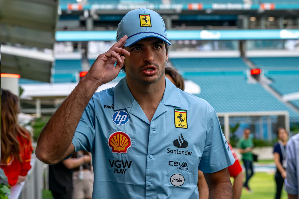 sainz perez uithaal gp miami