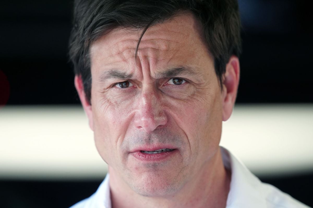 Toto Wolff 'verraden' door Lewis Hamilton: 'Hij zei dat hij zou blijven'