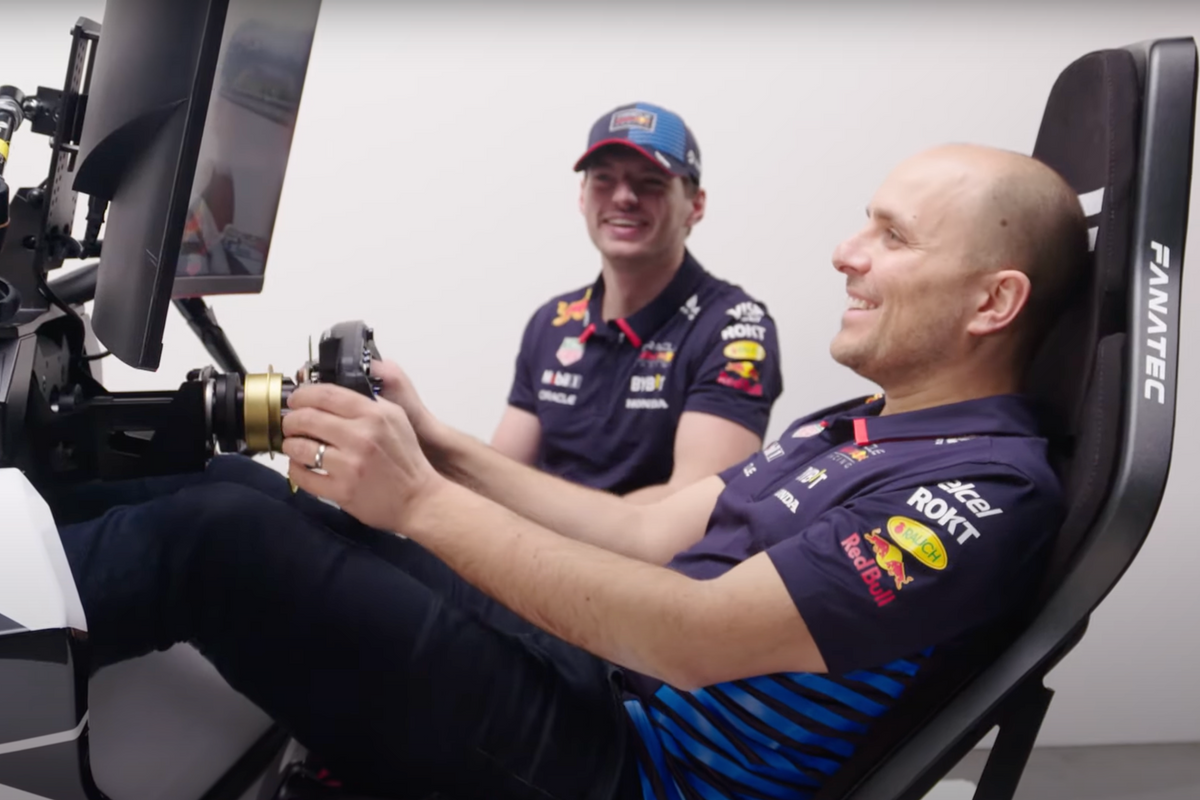 Video: Max Verstappen geeft race-engineer Gianpiero Lambiase rijles op de Red Bull Ring