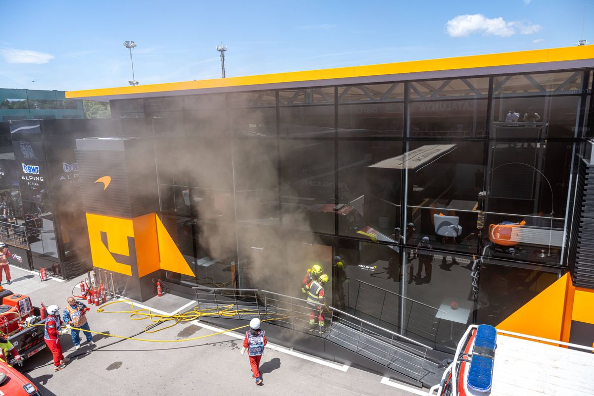 McLaren geeft belangrijke update na brand in paddock tijdens GP-weekend Barcelona