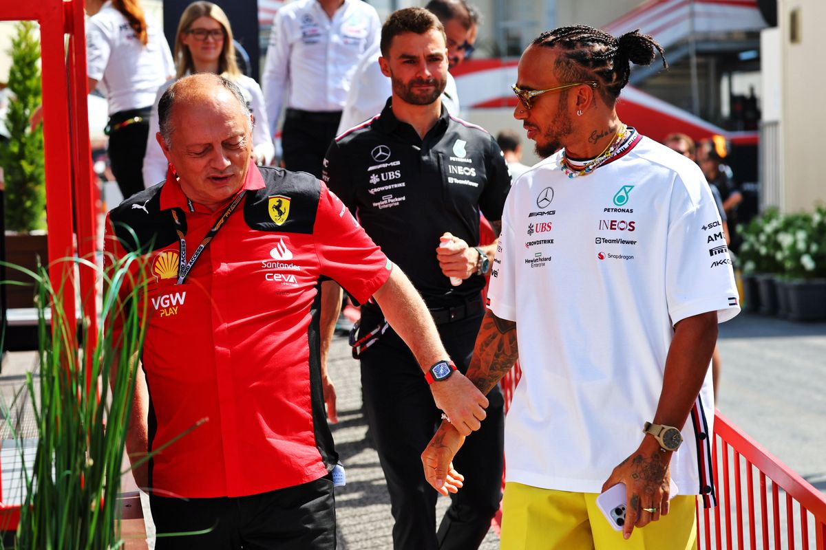 Ferrari-teambaas gaat met Lewis Hamilton praten na opmerking over Max Verstappen