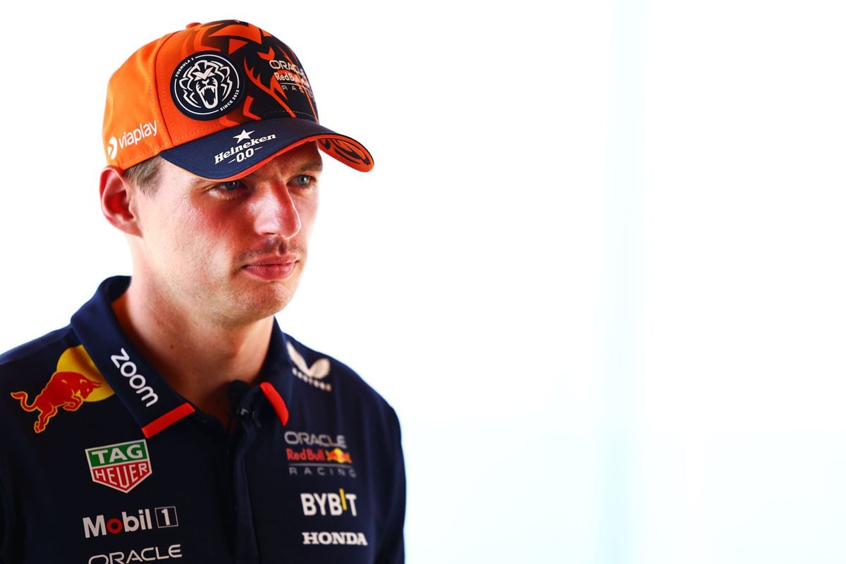 Max Verstappen wijst naar FIA: 'Dat wil ik niet als excuus gebruiken, maar het is een feit'