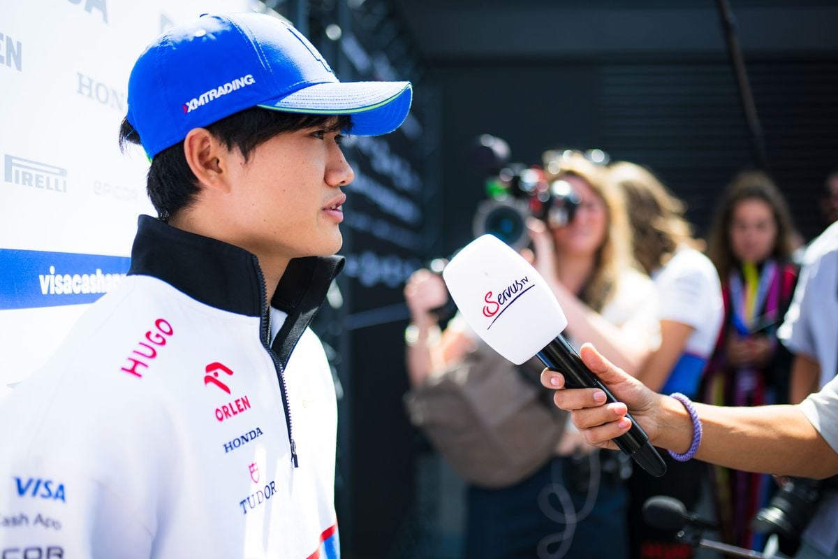 Yuki Tsunoda doet bizarre onthulling over gesprek met Helmut Marko: 'Hij kan doen wat hij wil'