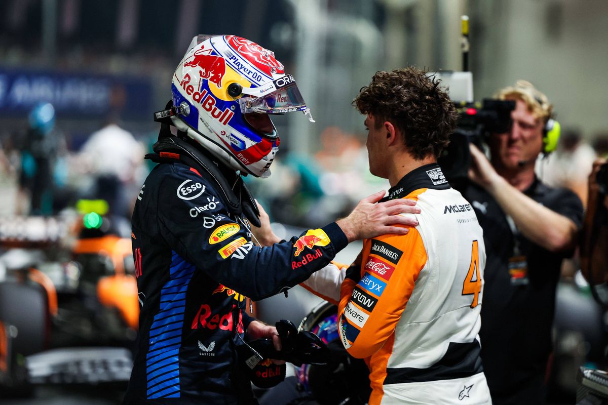 Lando Norris legt uit waar Max Verstappen beter in is dan hijzelf: 'Het is niet zo dat hij beter rijdt'