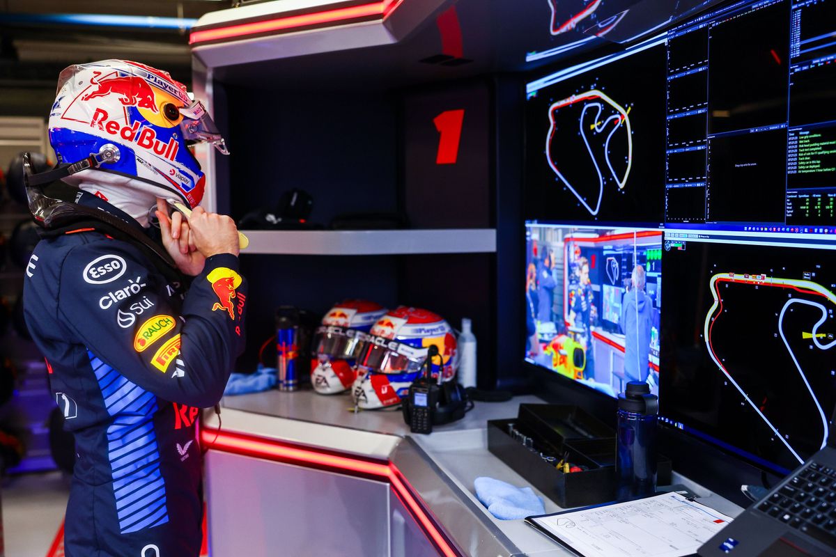 BREAKING: Max Verstappen ligt vroeg uit kwalificatie en moet als zeventiende starten