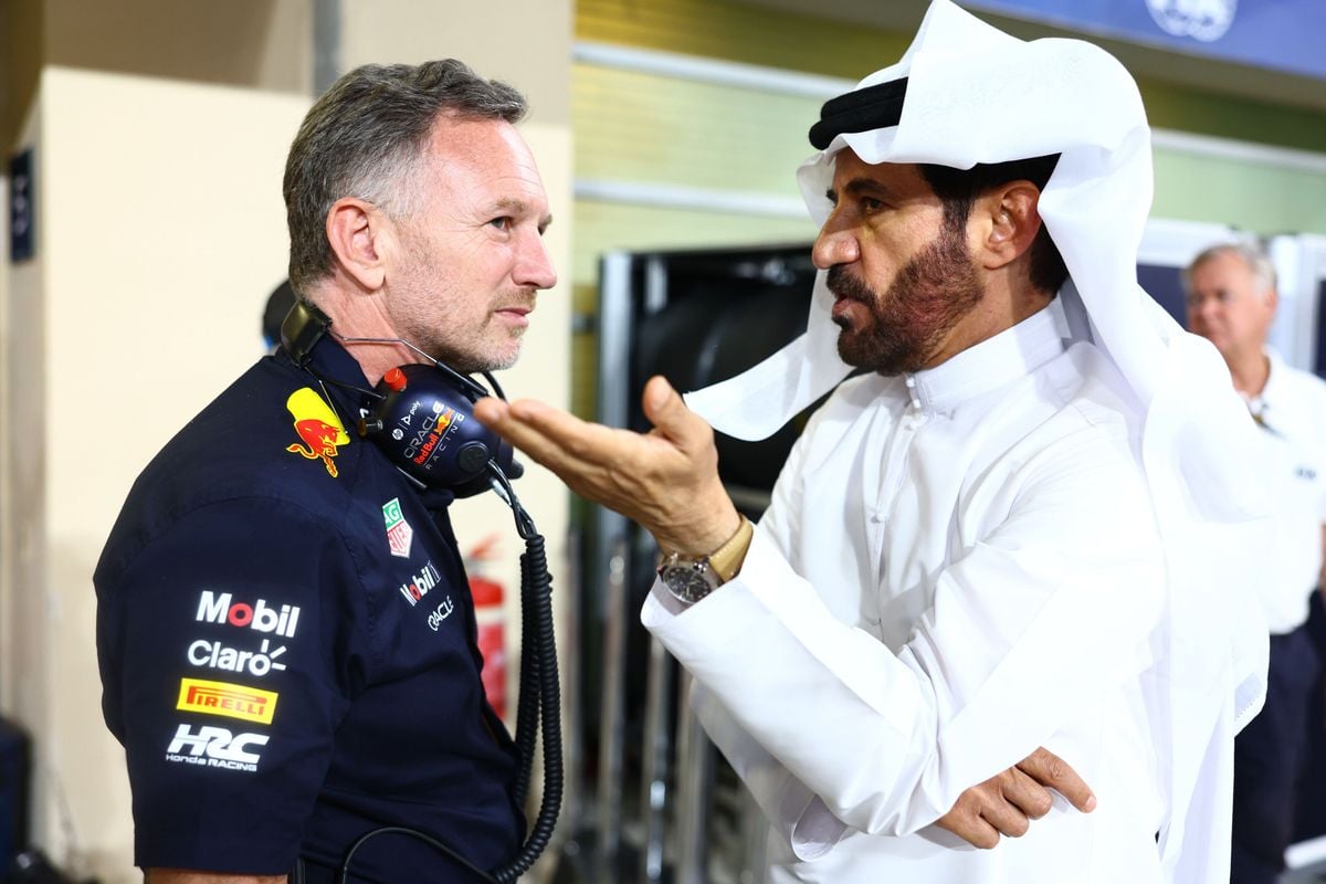 Christian Horner verdedigt Max Verstappen na 'respectloze' radio richting stewards