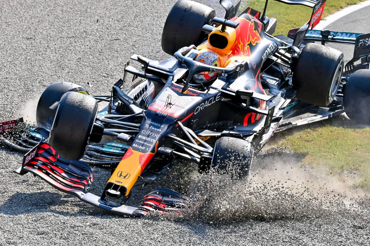 max red bull hamilton mercedes crash 2021