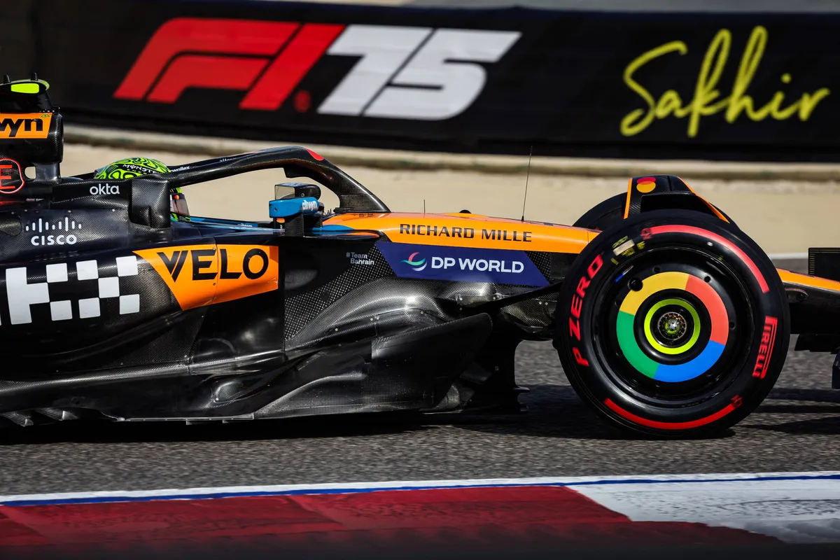 McLaren-coureur Lando Norris tijdens VT2 in Bahrein