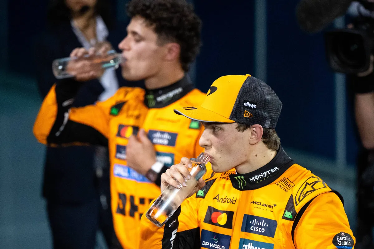 McLaren-coureurs Lando Norris en Oscar Piastri