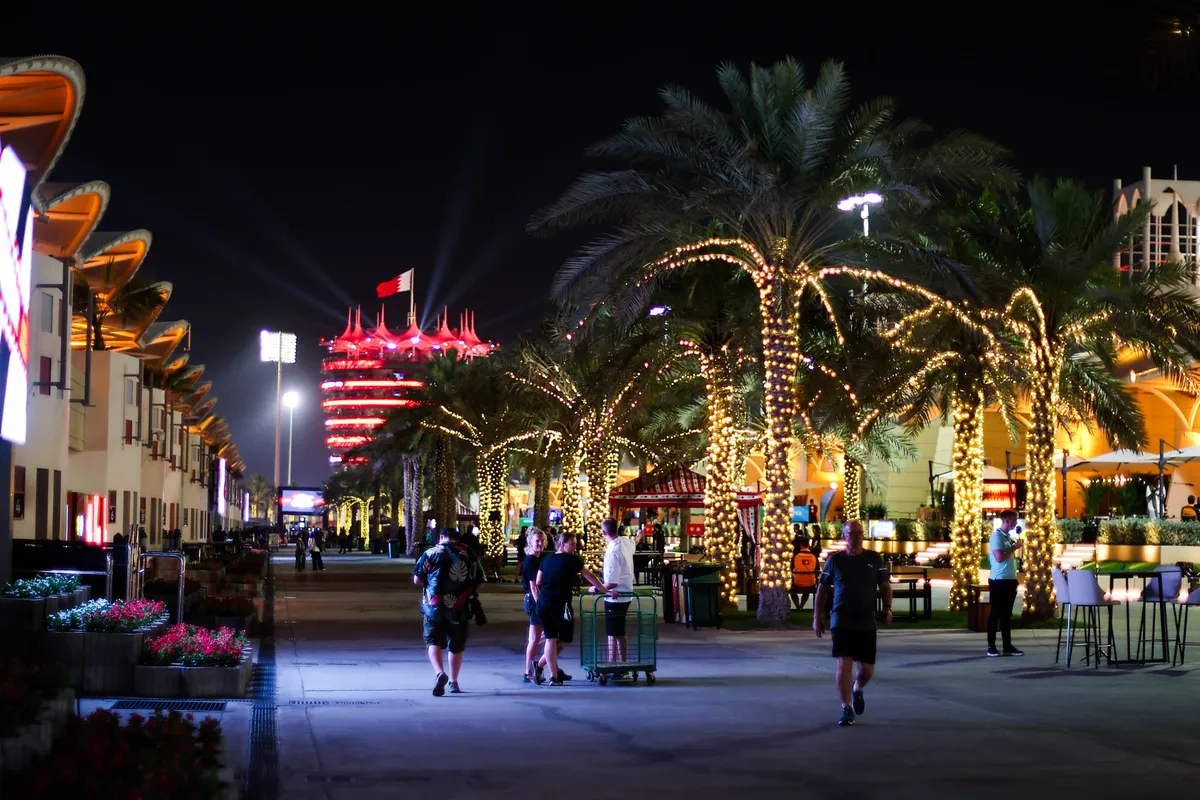 De F1-paddock in Bahrein